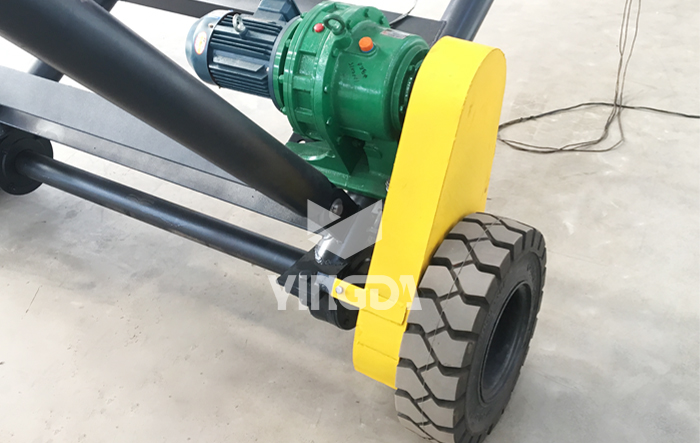 mobile belt conveyor.jpg mobile belt conveyor.jpg